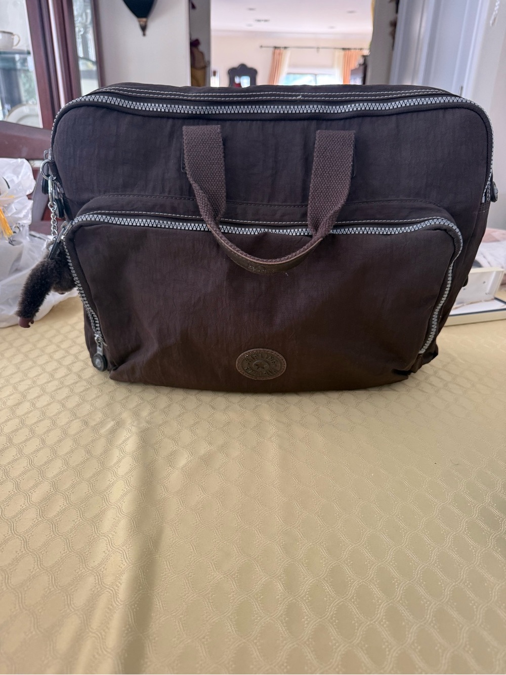 KIPLING Brown Travel Tote Bag - Versatile Everyday Carry